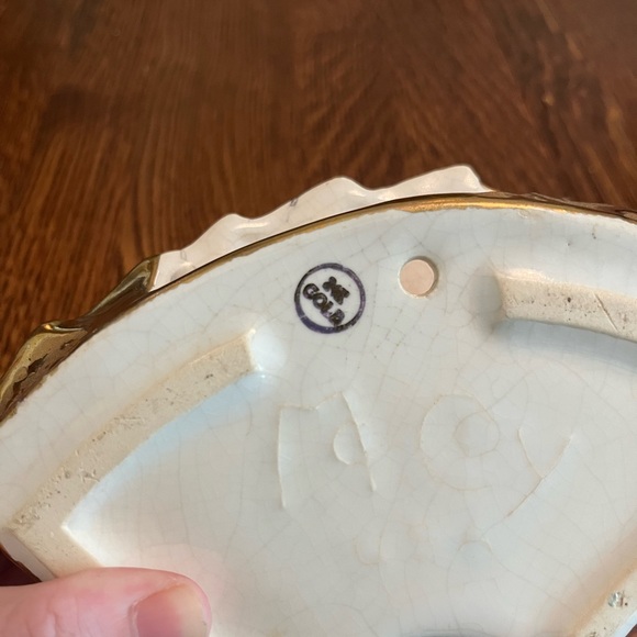 McCoy Vintage Gold Fan Wall Decor - Picture 12 of 14